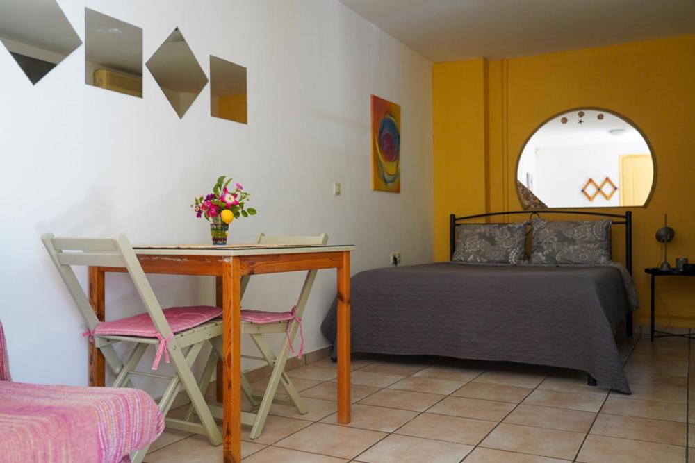 Posezení v ubytování Cosy guest house with private yard