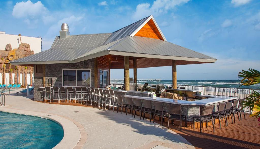 Holiday Inn Express & Suites Panama City Beach - Beachfront by IHG photo