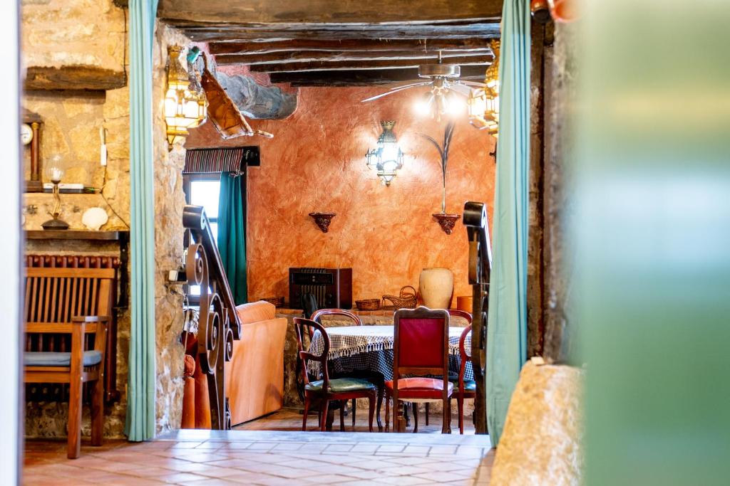 Posezení v ubytování Hostel Atapuerca INpulso
