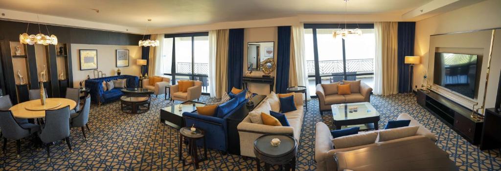 A seating area at Radisson Blu Hotel & Convention Center, Alexandria