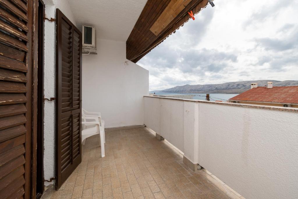 Balkón nebo terasa v ubytování Apartments and rooms with parking space Zubovici, Pag - 16063