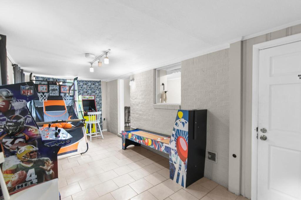 Suburban Bliss Getaway Wi-Fi Parking Long Stay - Bungalow