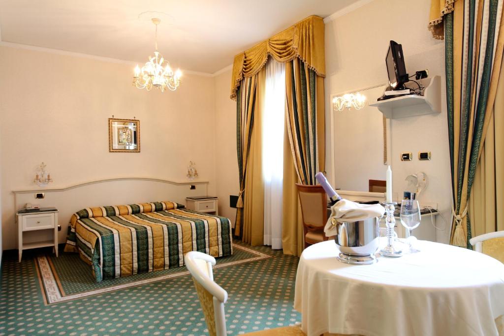 Posezení v ubytování Vald Hotel