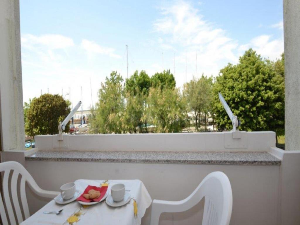 Μπαλκόνι ή βεράντα στο Enjoy the serenity on our beautiful terrace - Beahost