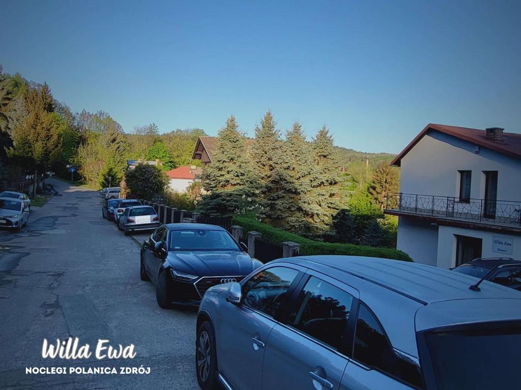 Willa Ewa - 13