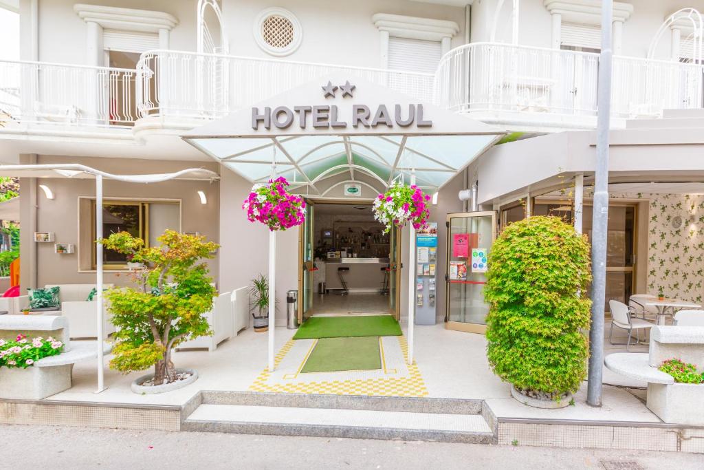Exteriér nebo vchod ubytování Hotel Raul