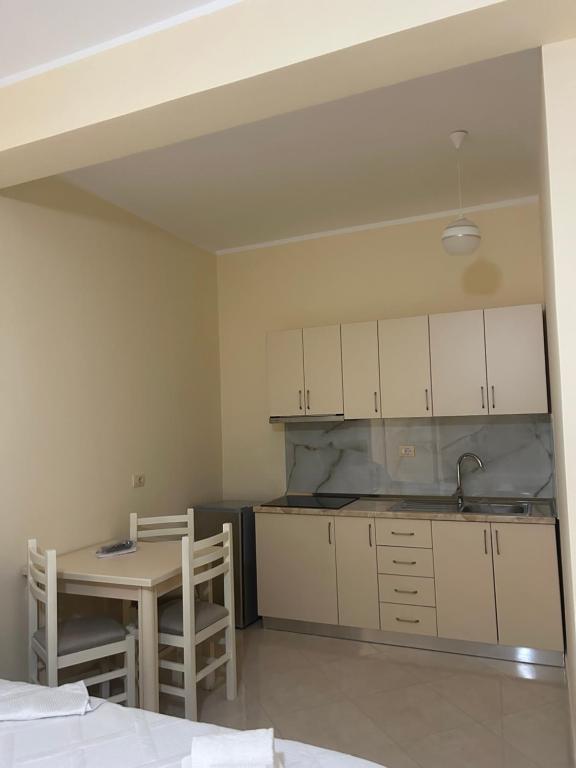 Kuchyň nebo kuchyňský kout v ubytování Rest House