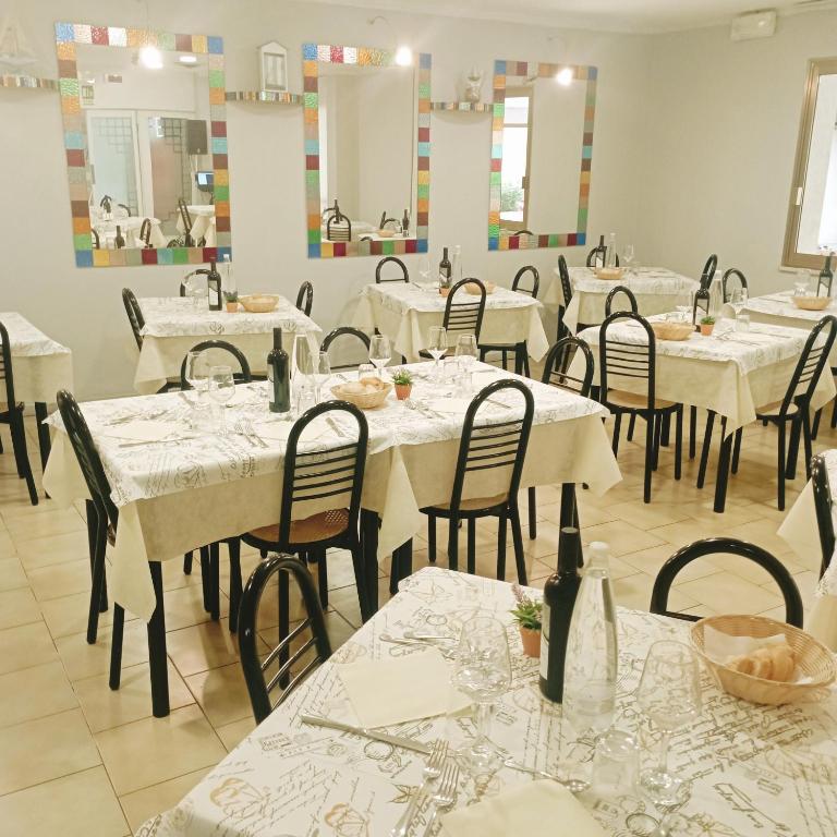 Restaurace v ubytování Hotel Raul