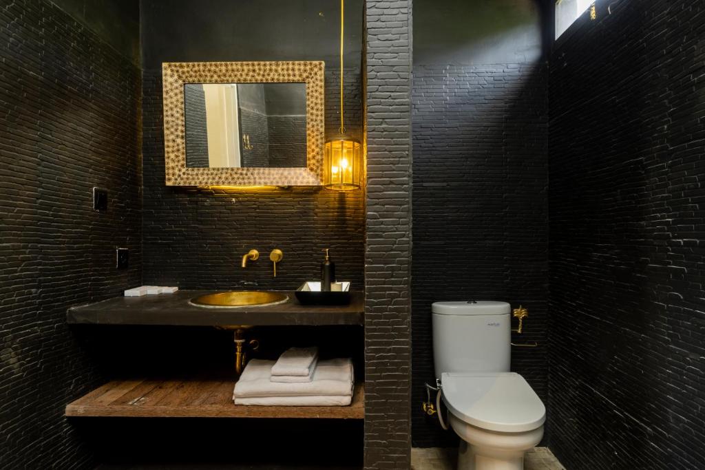 Ria Uluwatu, Tropical Chic Hotel - 19