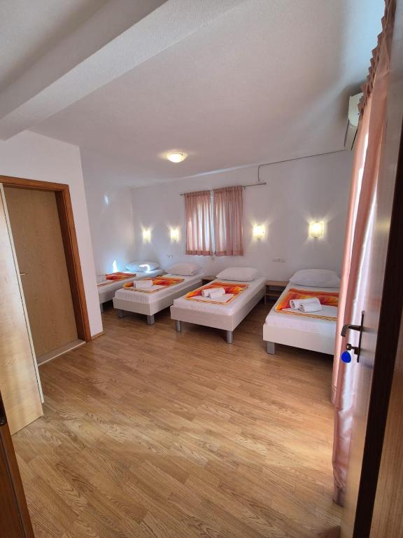 Pansion Speranza Međugorje - Vierfachraum