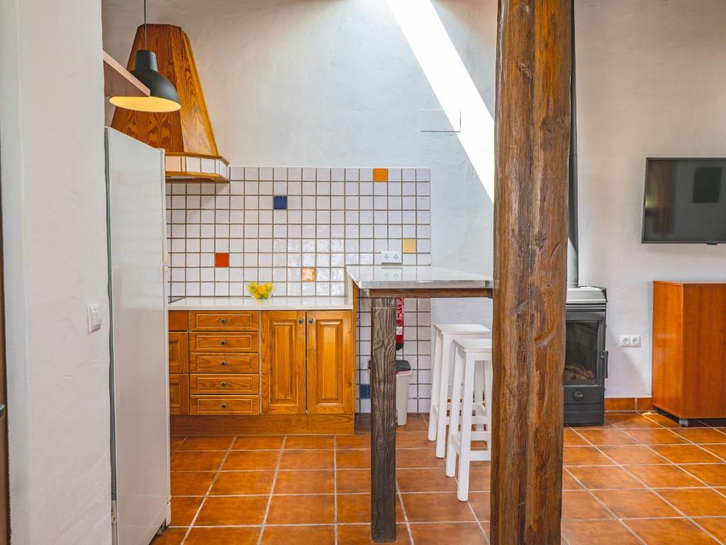 Kuchyň nebo kuchyňský kout v ubytování Cubo's Casita Rural Haro