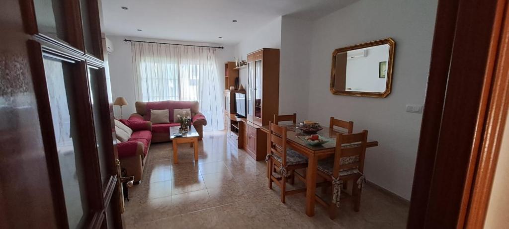 O zonă de relaxare la Apartamento céntrico Con todos los servicios