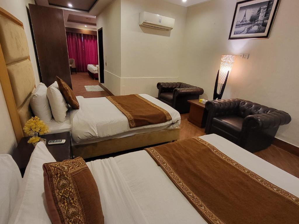 Grand Millennium Hotel - Deluxe Family Room