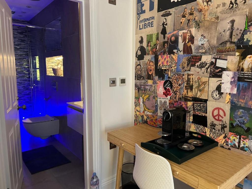 Photo from Pop Art Luxury Room Marylebone in Westminster Borough, London, United Kingdom