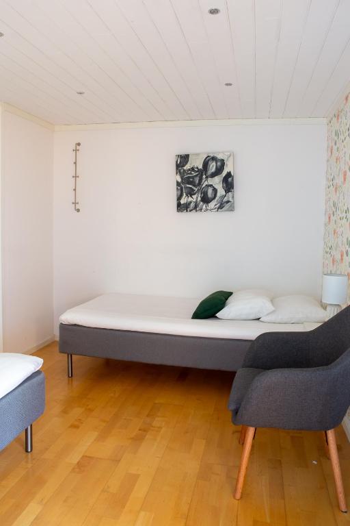 Postel nebo postele na pokoji v ubytování Breviken Golf & Hotell
