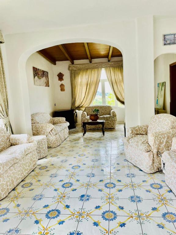 B&B Giardini di Iside e Osiride的休息区