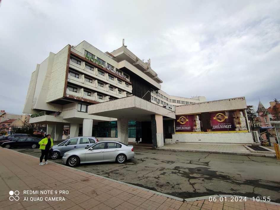 HOTEL ROZA KAZANLAK