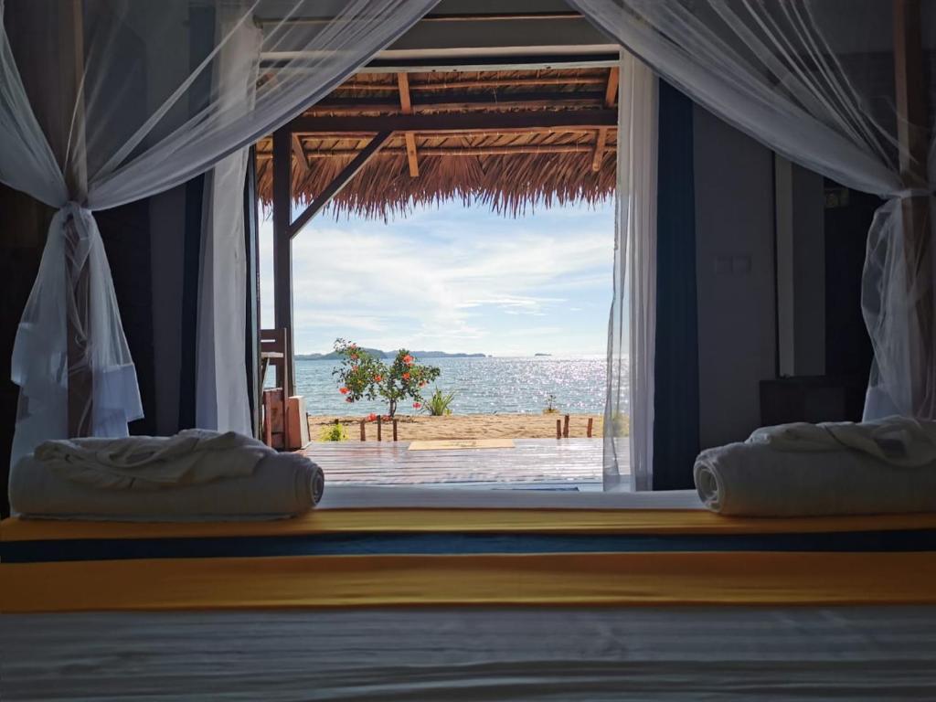 Long Beach Resort, Nosy Be - Bungalow - Frente De Playa