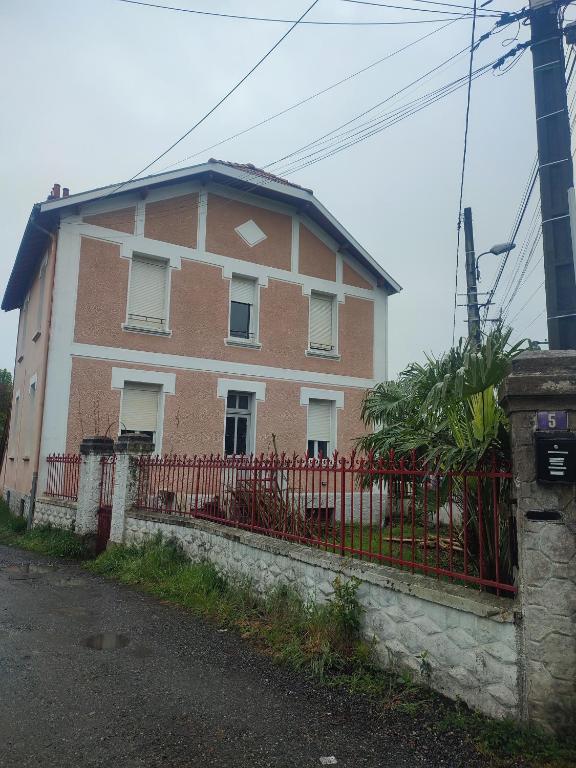 Budova, kde se ubytování v soukromí nachází