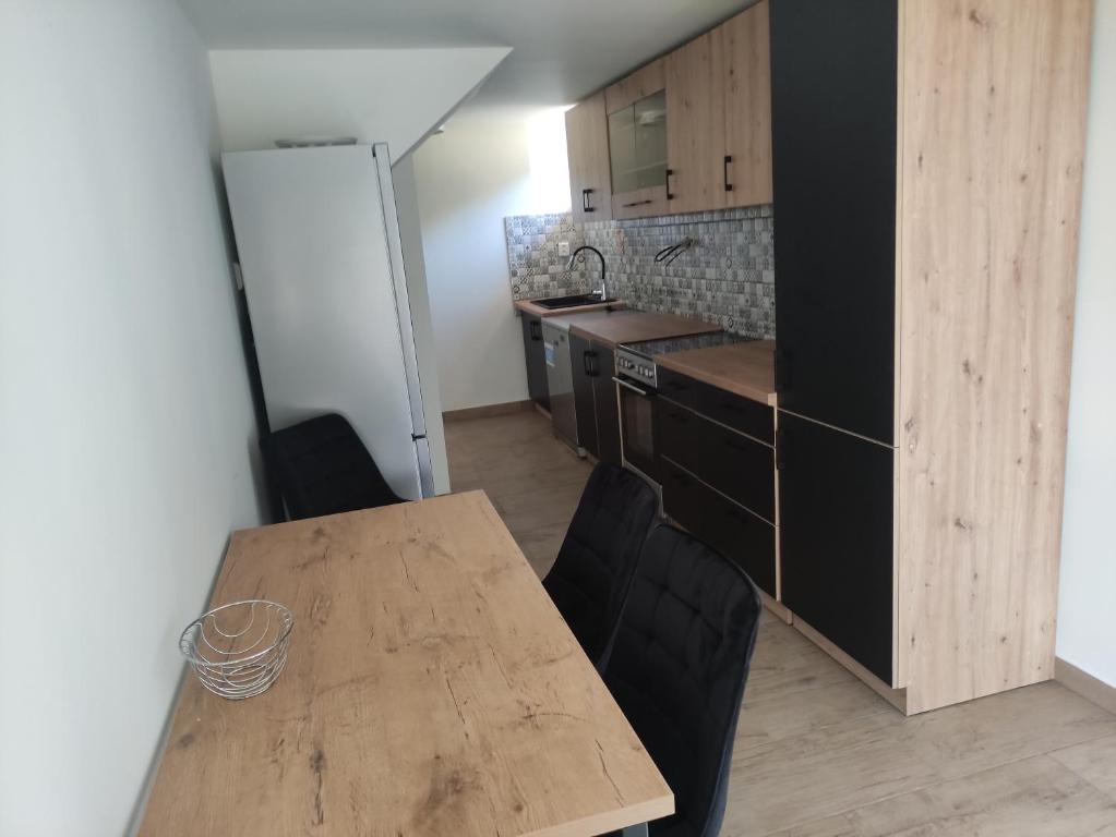 Kuchyň nebo kuchyňský kout v ubytování Chata na šírave