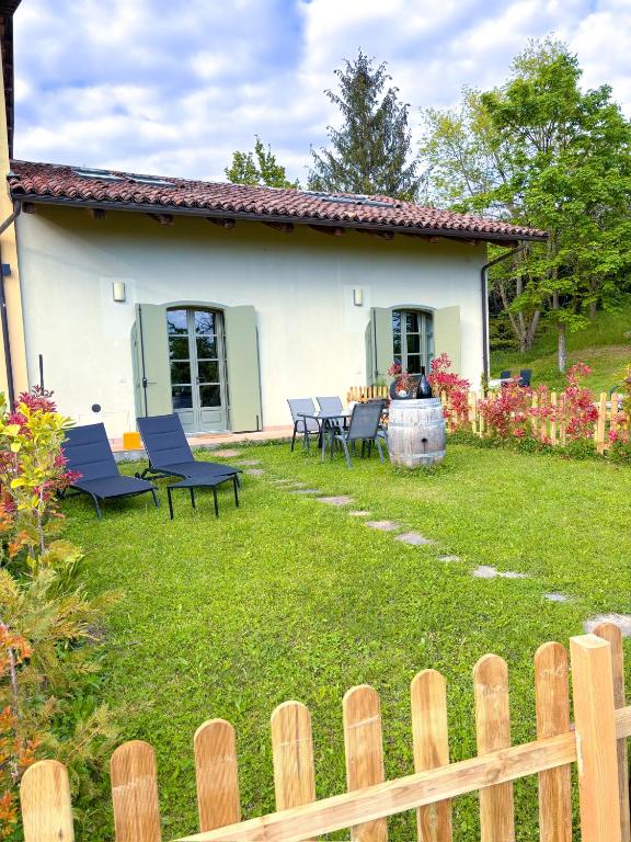 Zahrada ubytování Just Langhe Casa Nebbiolo