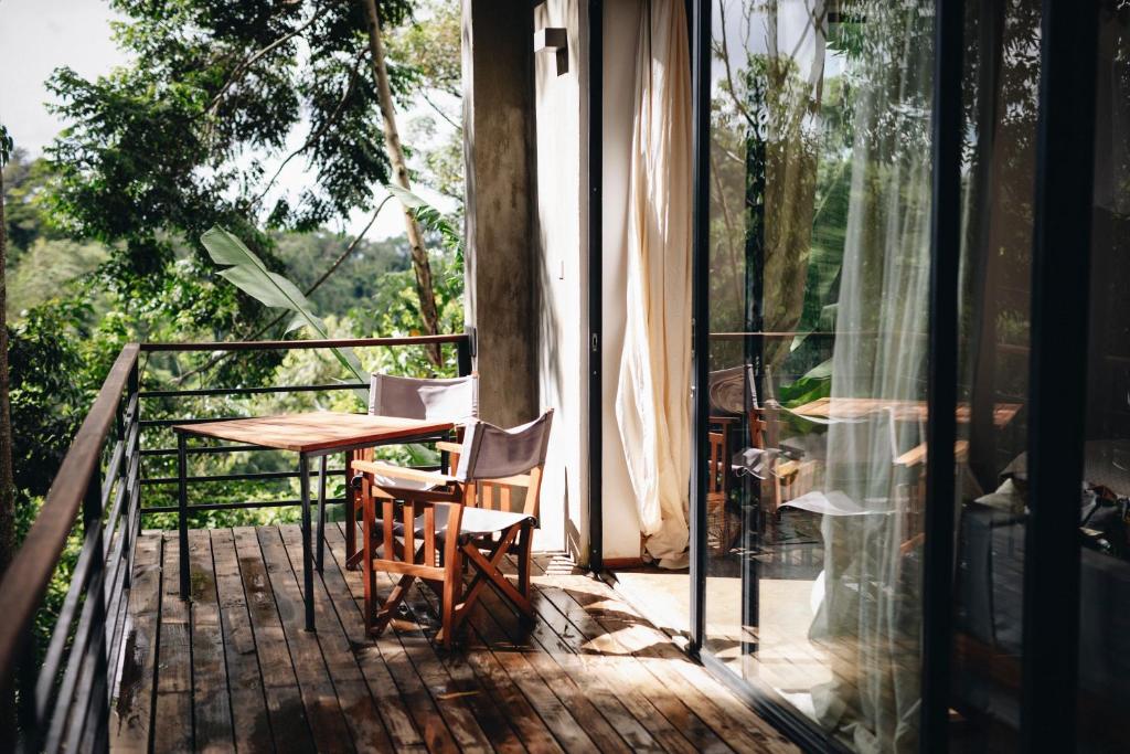 Kaliwa Lodge - Bungalow