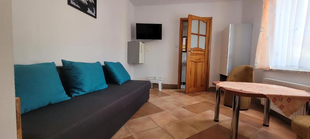Kama Pobierowo - Triple Room With Private Bathroom