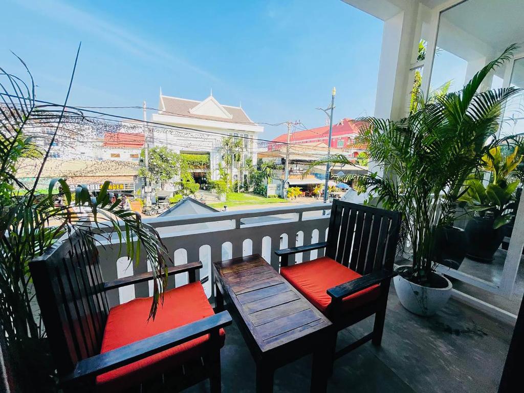 Balkón nebo terasa v ubytování Chhouy Vathna Angkor Boutique