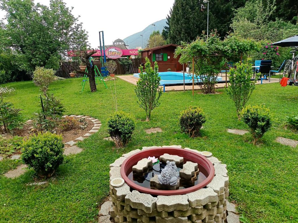 Bazén v ubytování Apartma Xanadu nebo v jeho okolí