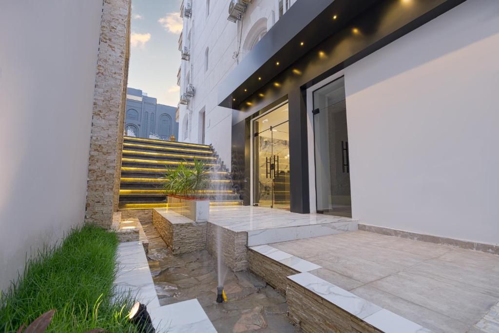 Golden House - جولدن هاوس التجمع الخامس - 2