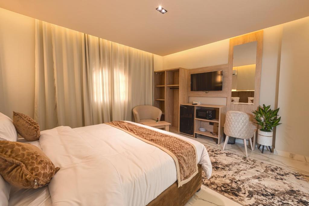 Golden House - جولدن هاوس التجمع الخامس - 18