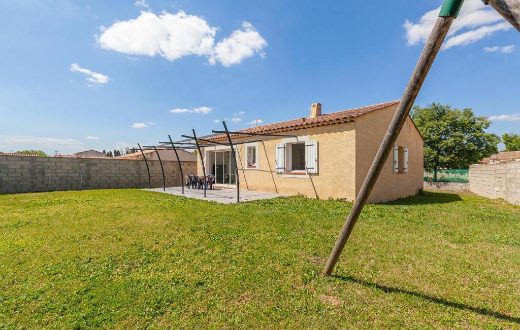 3 Bedroom Nice Home In Plan-D'orgon