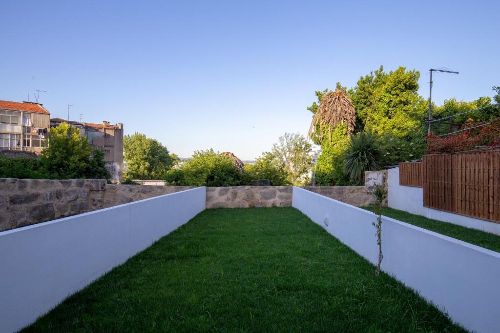 GuestReady - Catorze de Outubro Houses 423 - Holiday Home