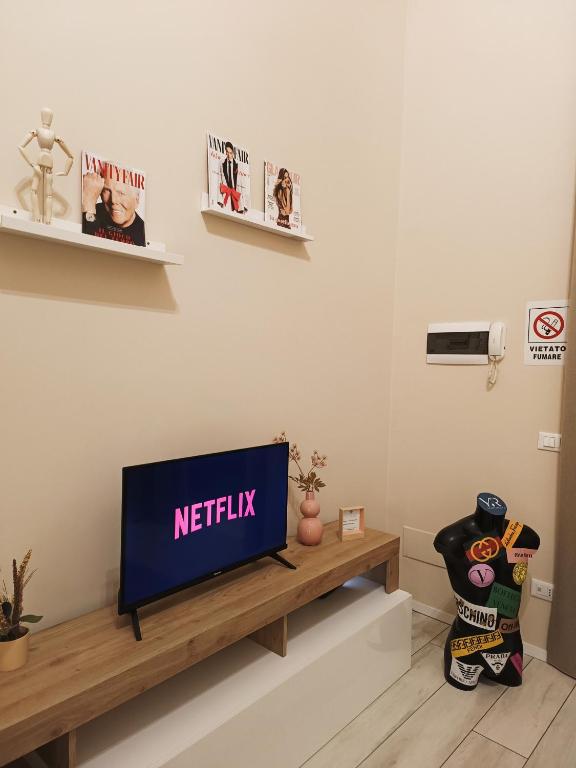 TV a/nebo společenská místnost v ubytování YR Apartments Milan - Bocconi
