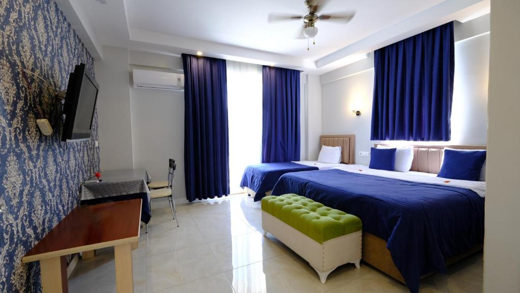 The Cotton House - 4