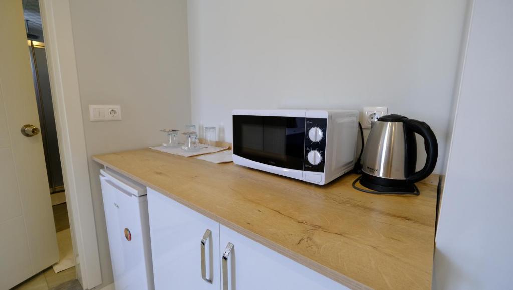 The Cotton House - 3