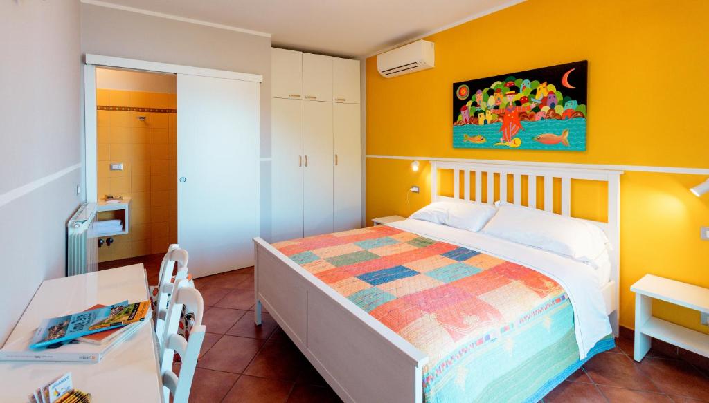 Postel nebo postele na pokoji v ubytování ARIA DI MARE, Manarola - Camere con vista mare!