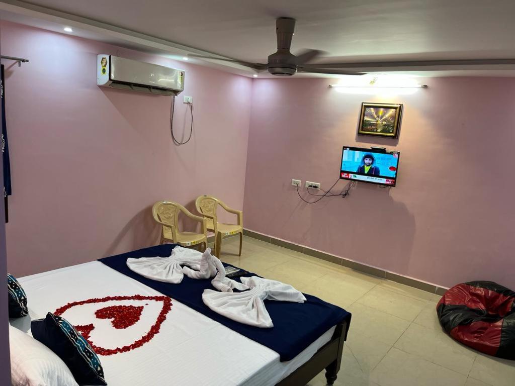 Imagen de la galería de KJ Reddy Homestay, en Tirupati