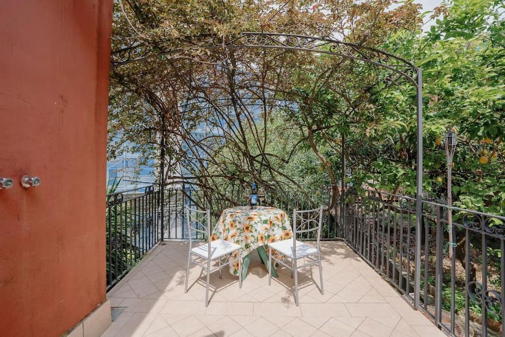 Фотография из галереи Casa al Centro della Costiera в Майори