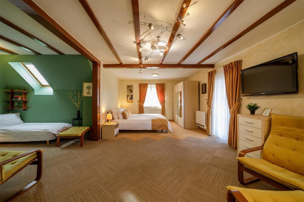 Postel nebo postele na pokoji v ubytování Zaivan Retreat
