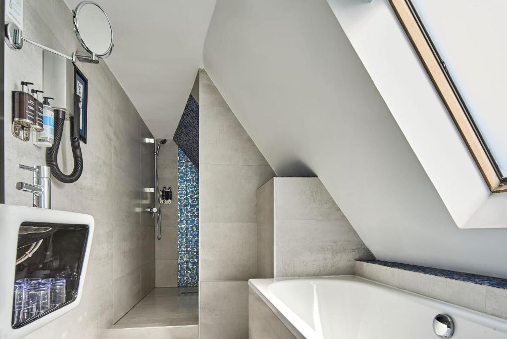 R. Kipling by Happyculture - Resim 22