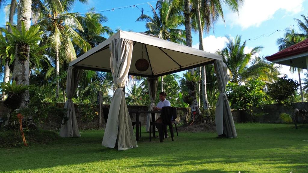 Zahrada ubytování General's Hideout Siargao