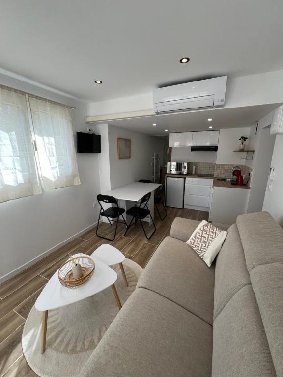 Fotografie z fotogalerie ubytování Appartement T2 avec jardin v destinaci Puget-sur Argens