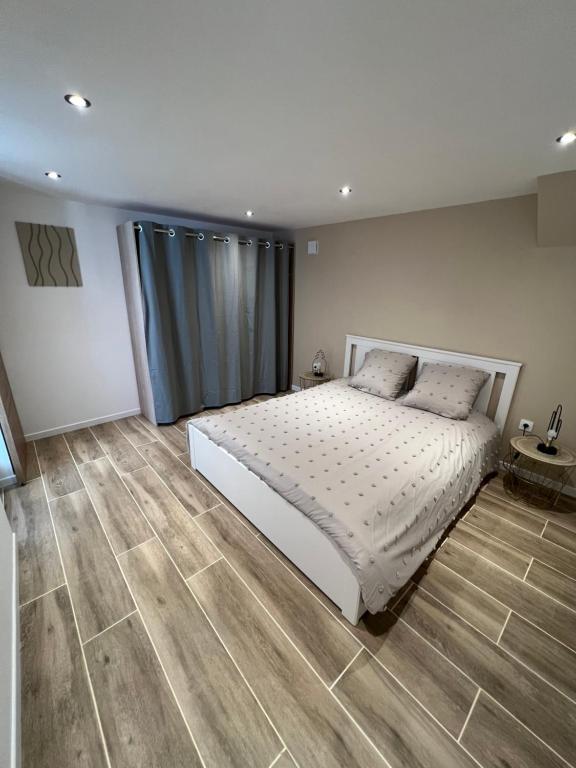 Fotografie z fotogalerie ubytování Appartement T2 avec jardin v destinaci Puget-sur Argens