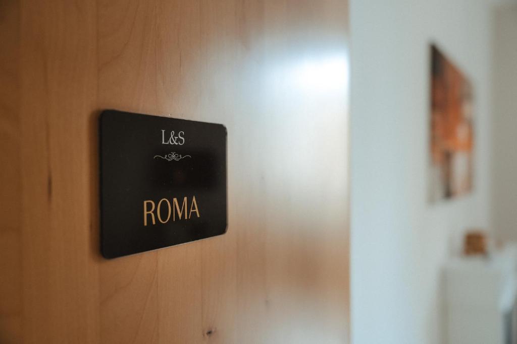 Lifestyle and Suites - Room King Con Balcón