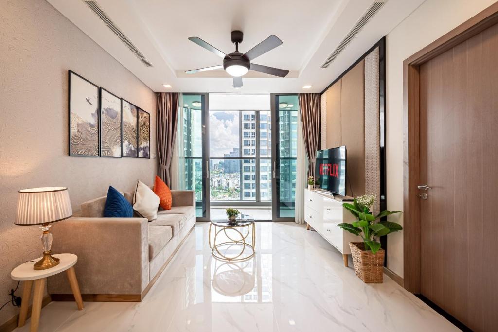 Gallery image of ANGIA Luxury Apartment inside Landmark 81 Tower in Ho Chi Minh City