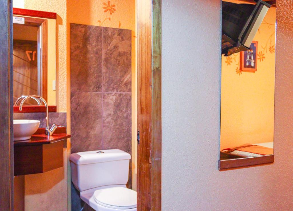 Koupelna v ubytování Hotel Rodelu