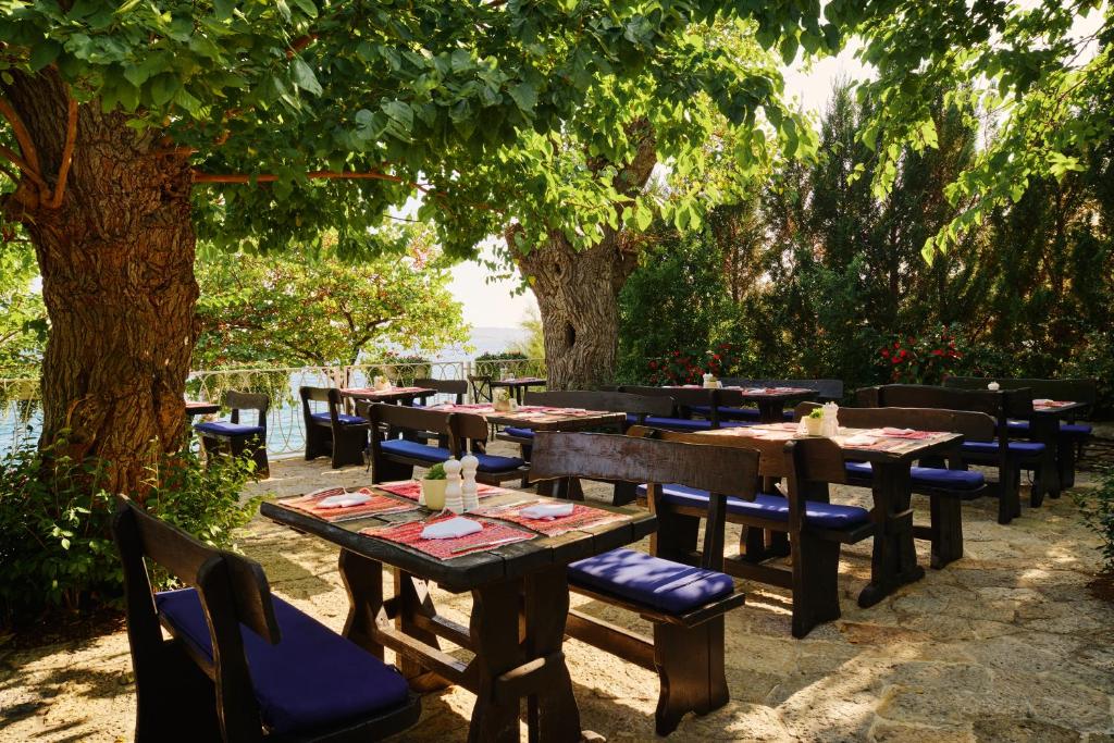 Zahrada ubytování Amadria Park Camping Trogir - Glamping Tents