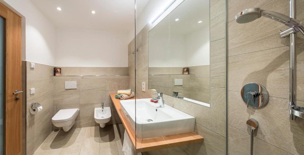 Peterwieshof - Two-Bedroom Apartment