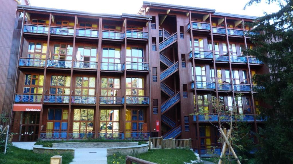 Budynek, w którym mieści się apartament